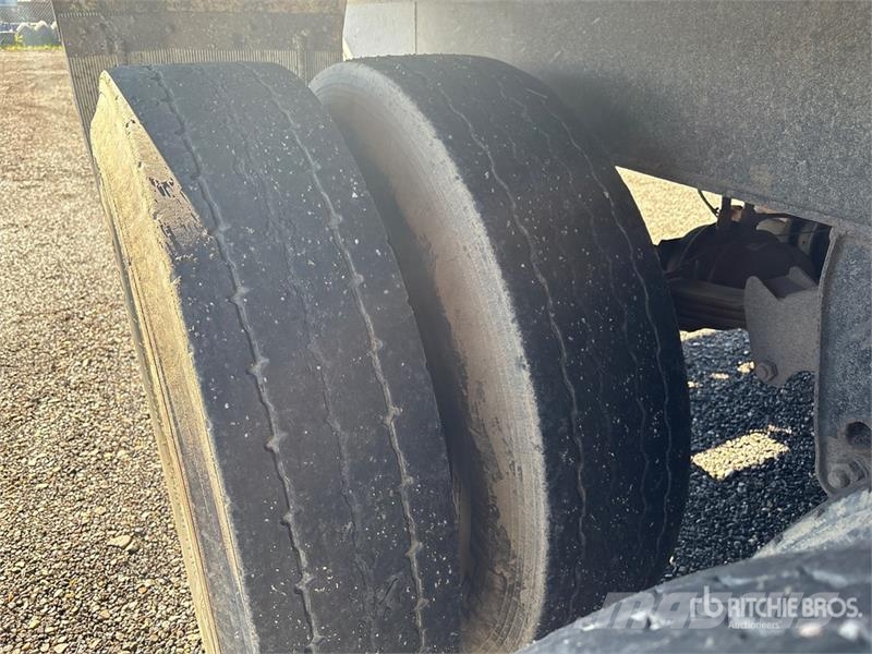 Renn 17 ft Tri/A Pup End Dump Trailer Remorque benne
