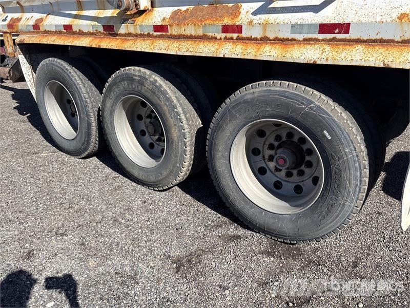 Renn 17 ft Tri/A Pup End Dump Trailer Remorque benne