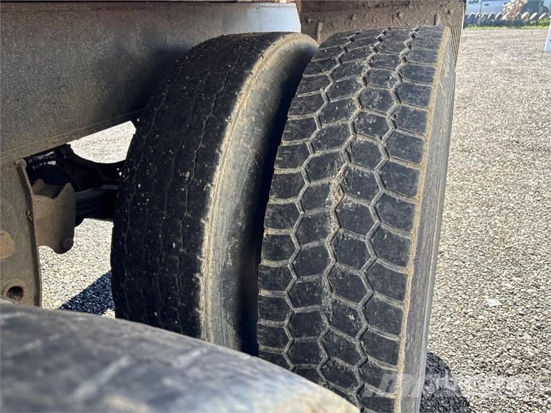 Renn 17 ft Tri/A Pup End Dump Trailer Remorque benne