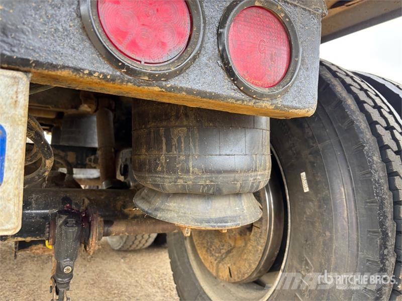 Renn 32 ft Tri/A End Dump Trailer Самоскиди