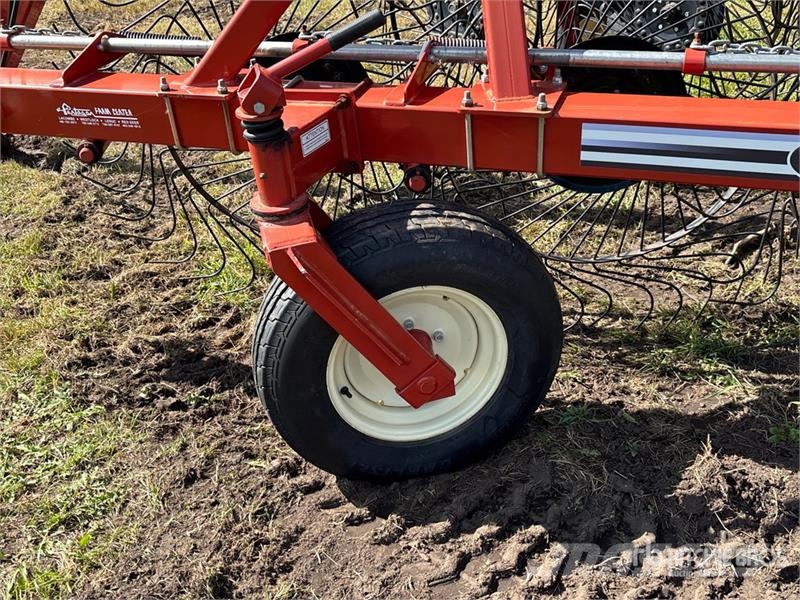 Renn 912 12 Wheel Hay Rake مكابس وميبسات التبن