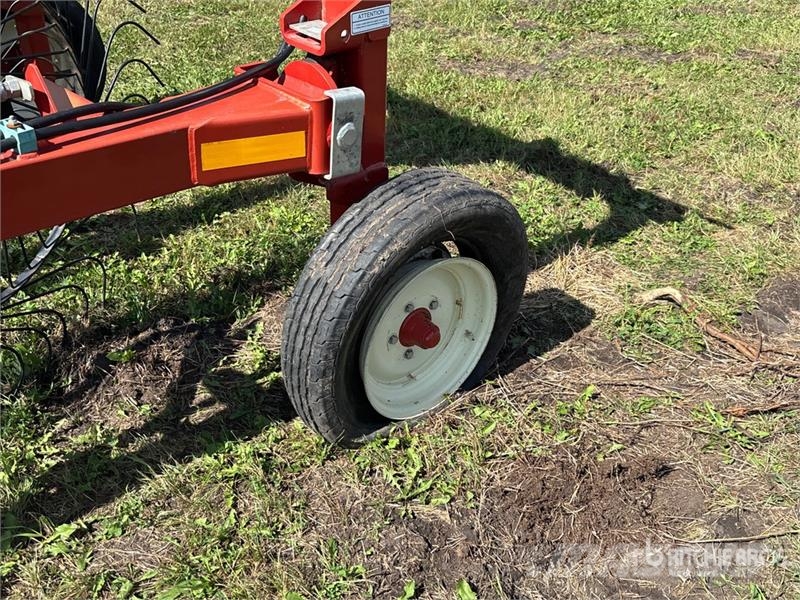 Renn 912 12 Wheel Hay Rake مكابس وميبسات التبن