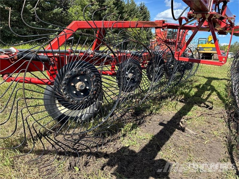 Renn 912 12 Wheel Hay Rake مكابس وميبسات التبن