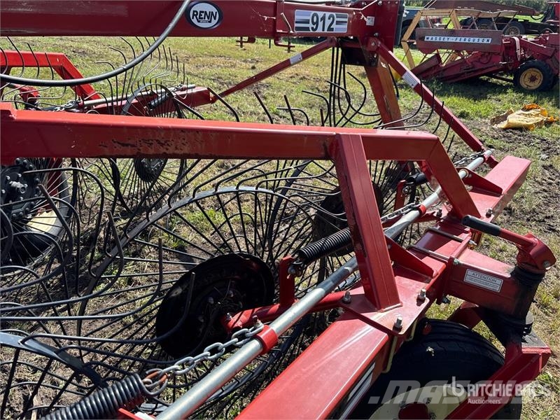 Renn 912 12 Wheel Hay Rake مكابس وميبسات التبن