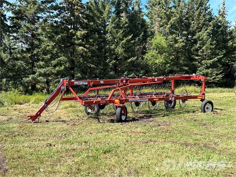 Renn 912 12 Wheel Hay Rake مكابس وميبسات التبن