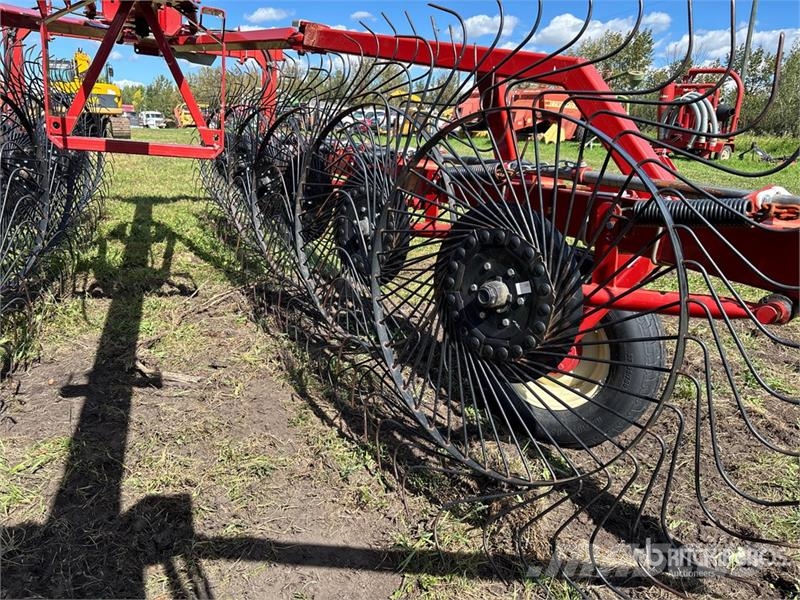 Renn 912 12 Wheel Hay Rake مكابس وميبسات التبن