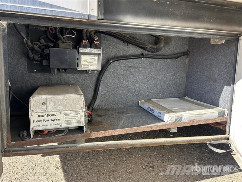  Rexhall RoseAir Motor Home キャンピングカーとキャラバン