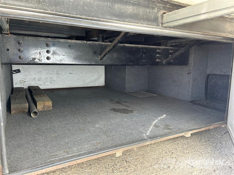  Rexhall RoseAir Motor Home キャンピングカーとキャラバン