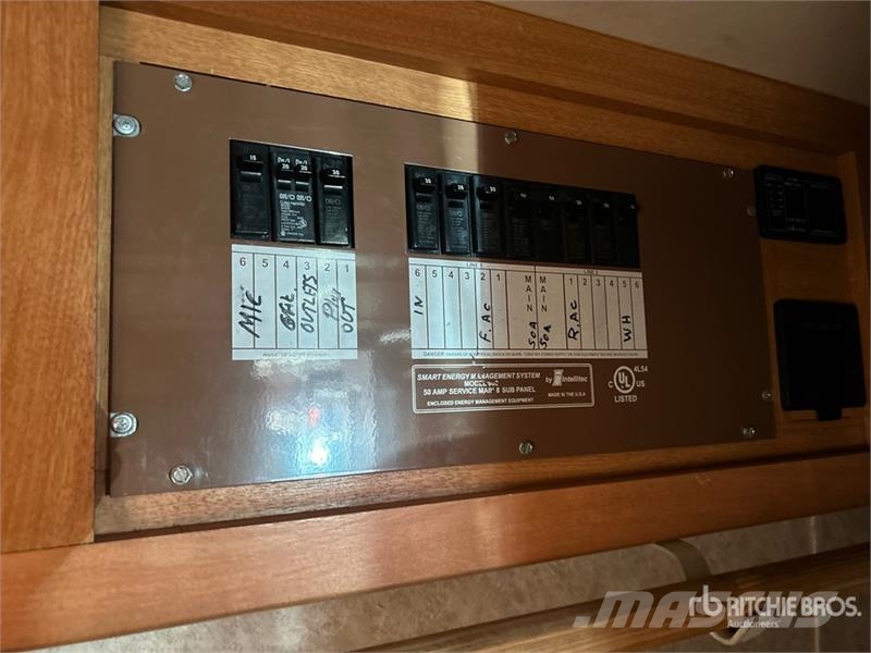  Rexhall RoseAir Motor Home キャンピングカーとキャラバン