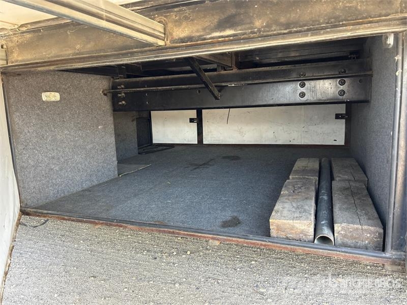  Rexhall RoseAir Motor Home キャンピングカーとキャラバン
