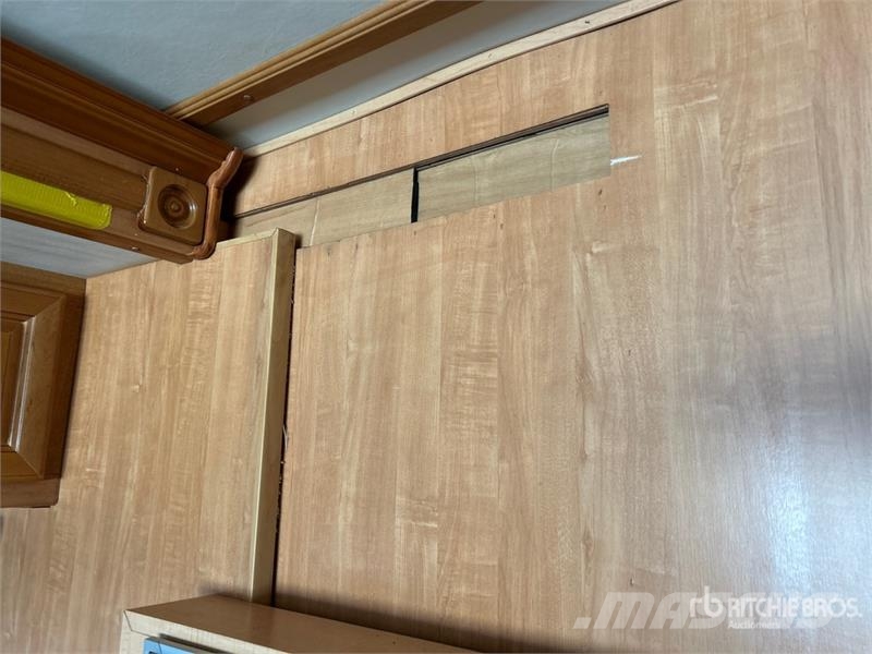  Rexhall RoseAir Motor Home キャンピングカーとキャラバン