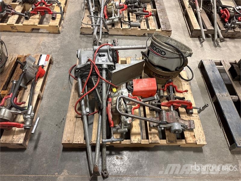  Ridgid 300-T2 Pipeline equipment