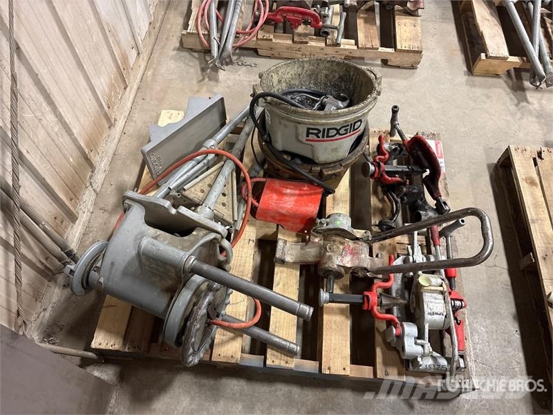 Ridgid 300-T2 Pipeline equipment