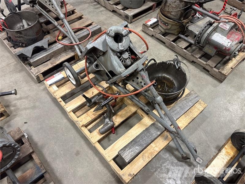  Ridgid 300-T2 Pipeline equipment