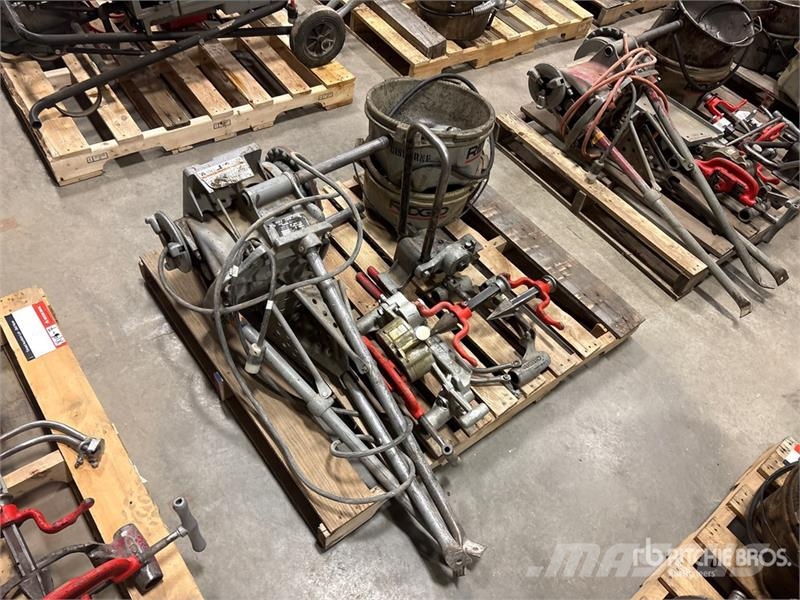  Ridgid 300-T2 Pipeline equipment