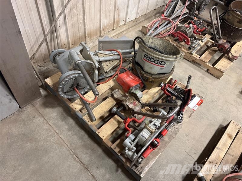 Ridgid 300-T2 Pipeline equipment