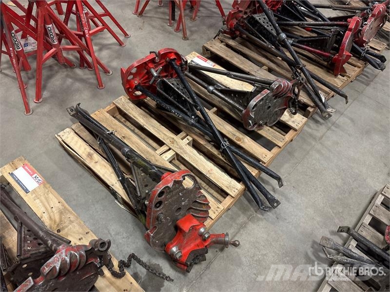 Ridgid of (3) Ridgid Tristands Oprema za cevovod