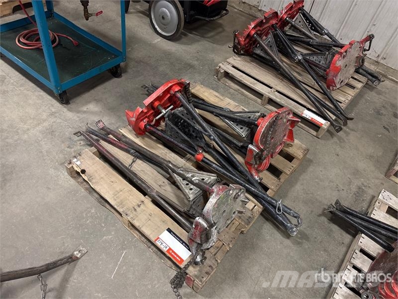 Ridgid of (3) Ridgid Tristands Oprema za cevovod