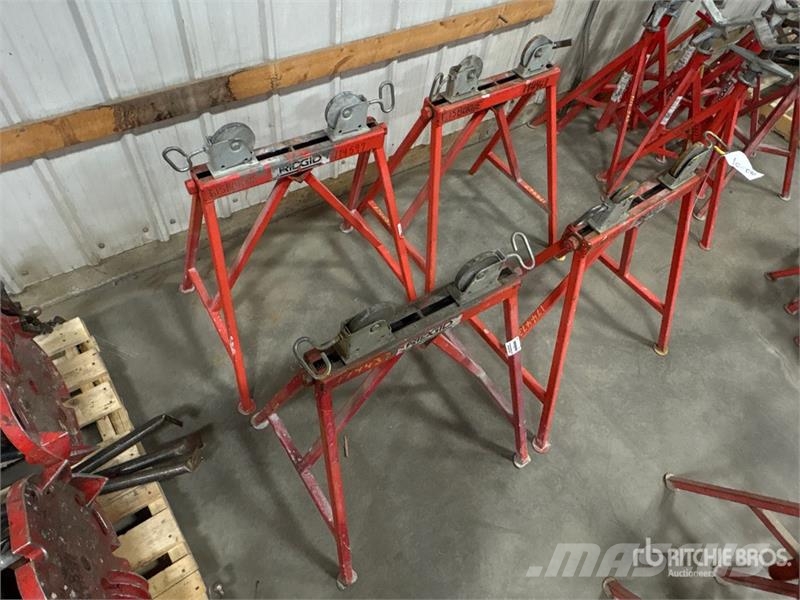  Ridgid of (4) Ridgid AR-99 Roller Pipe Stand Pipeline Ausrüstung