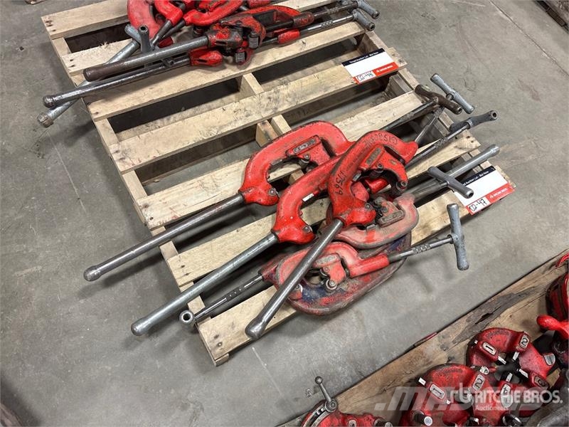 Ridgid of (6) Ridgid Miscellaneous Pipe Cutters Drugi deli