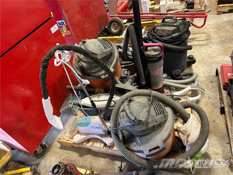 Ridgid of (7) Ridgid Vacuum Cleaner Vysávače