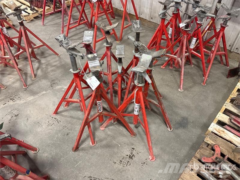  Ridgid of (8) Ridgid Pipe Stand Oprema za cevovod