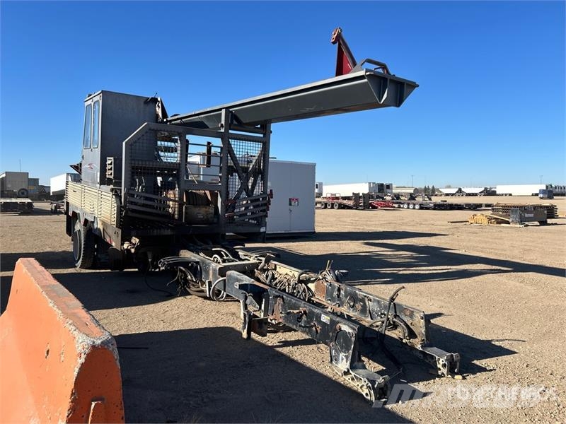  Risley Steel Services Hydraulic Laydown Body معدات النقل - غير ذلك