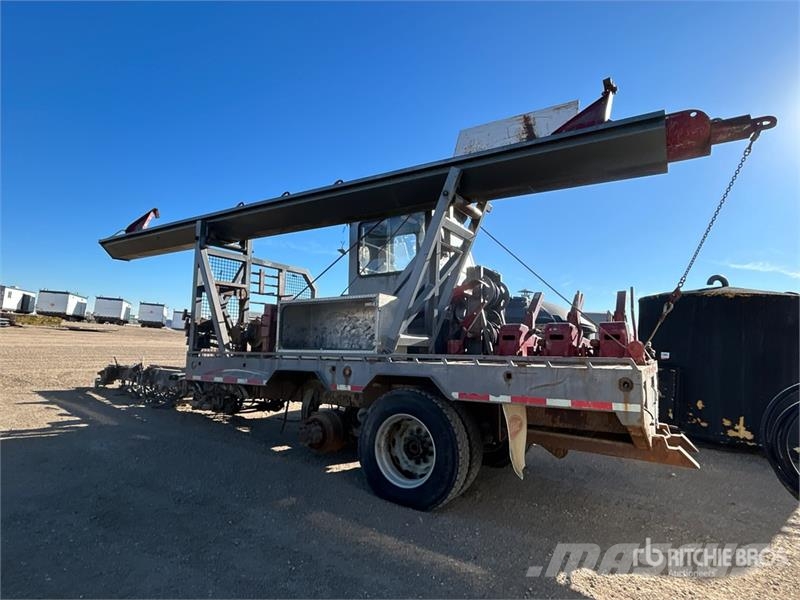  Risley Steel Services Hydraulic Laydown Body معدات النقل - غير ذلك