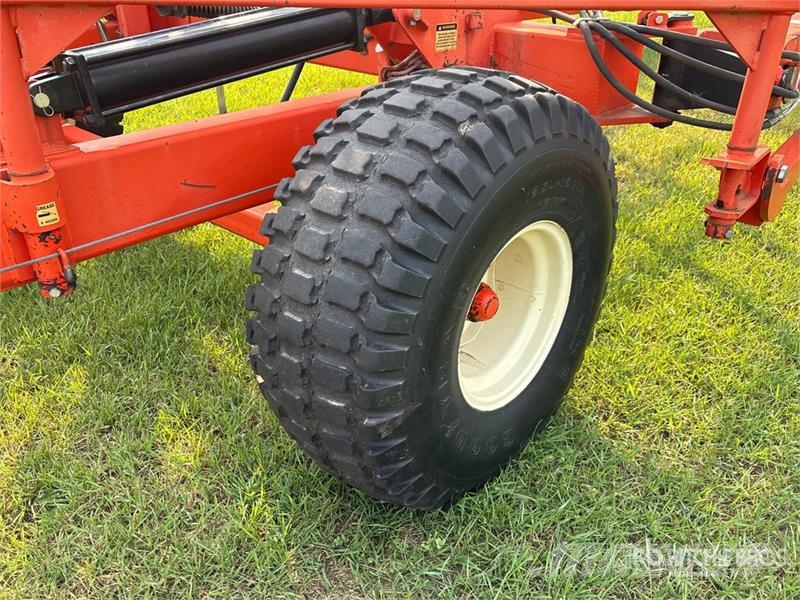 Riteway 8100 70 ft Heavy Harrow Grape