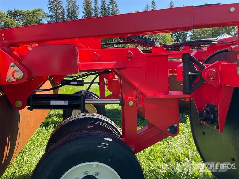 Riteway F3-52 52 ft Land Roller Volai