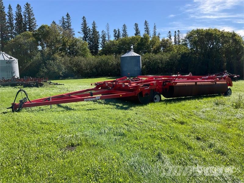 Riteway F3-52 52 ft Land Roller Volai