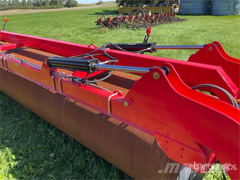 Riteway F3-52 52 ft Land Roller Volai