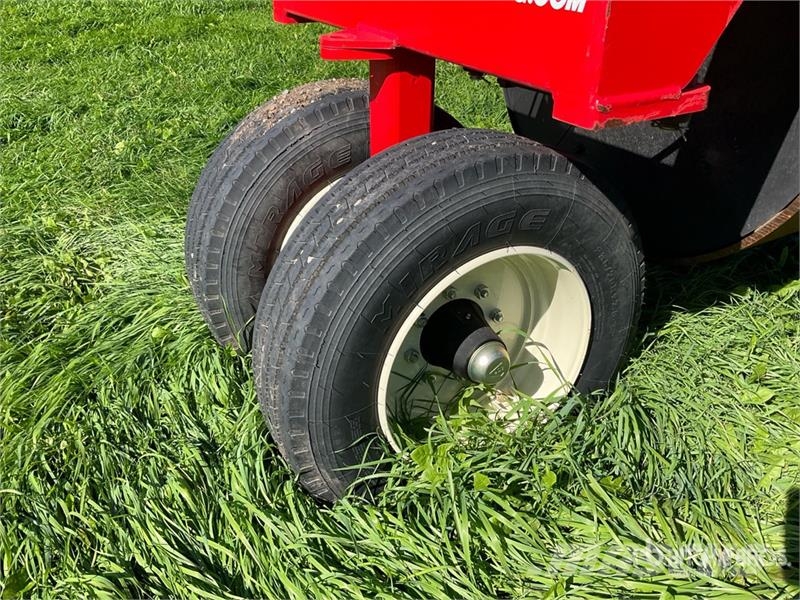 Riteway F3-52 52 ft Land Roller Volai