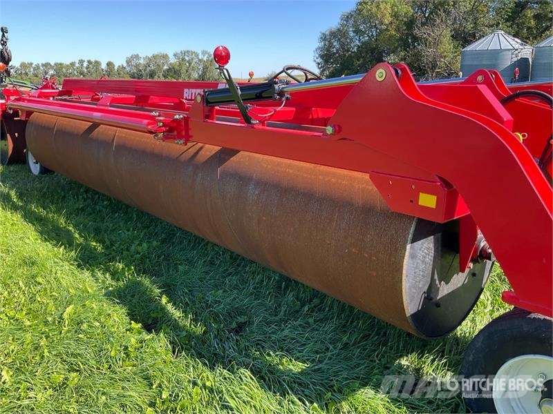 Riteway F3-52 52 ft Land Roller Volai