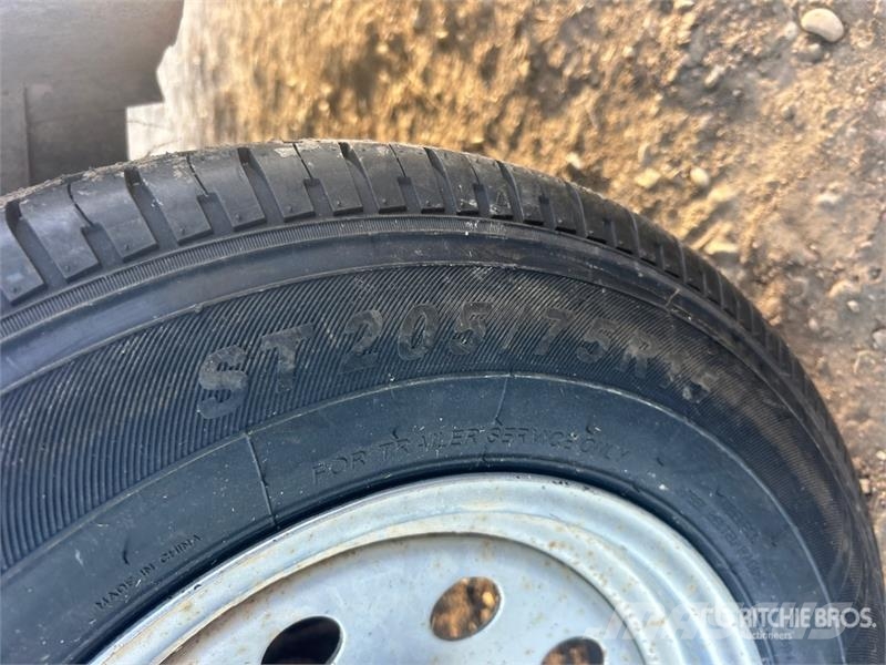 Road Clipper Enterprises Inc. Diamond C 12 ft S/A Muud haagised
