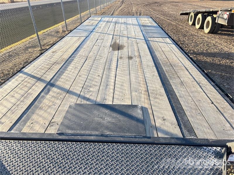 Roadclipper 24 ft T/A Tilt Deck Trailer Alçak yükleyici