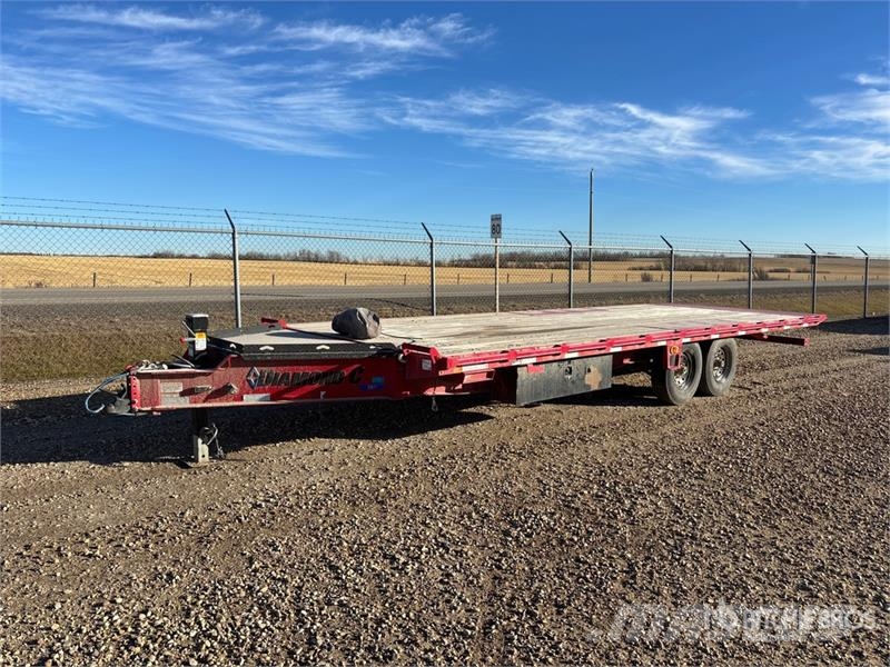 Roadclipper 9900 lb 24 ft T/A Tilt Deck Trailer Low loaders