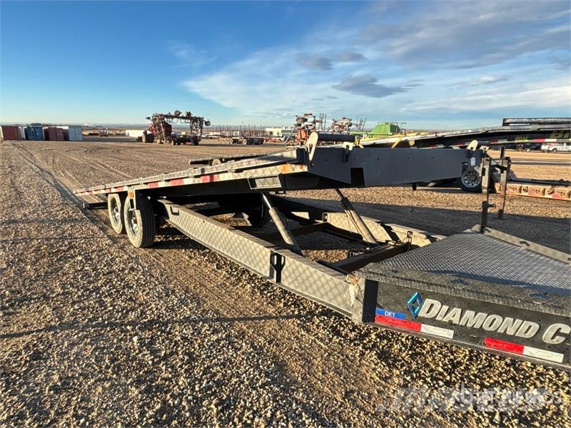 Roadclipper 9910 lb 24 ft T/A Tilt Deck Trailer Low loaders