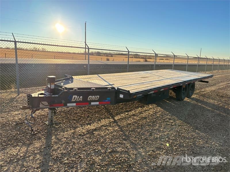 Roadclipper 9910 lb 24 ft T/A Tilt Deck Trailer Low loaders