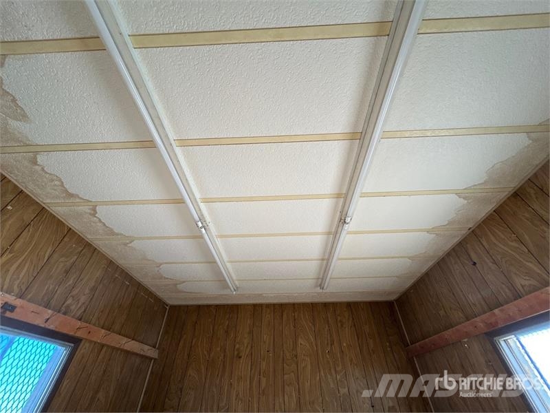 Roadway Trailer 20 ft x 10 ft S/A Mobile Office Строителство - Други