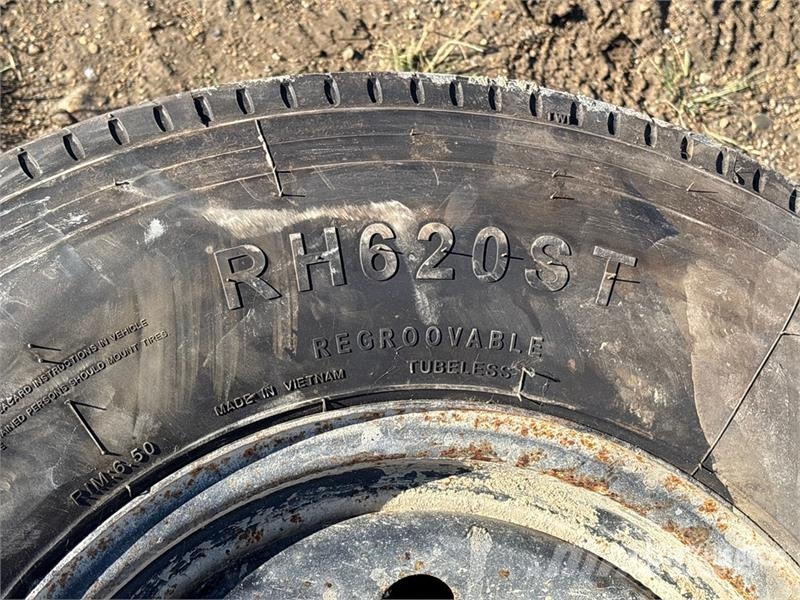 Roadx RH620ST 235/70R16 Tires (Unused) Шины и колёса