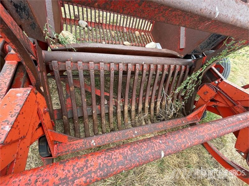  Rock-O-Matic 546 60 in Paddle Rock Picker Stone Pickers