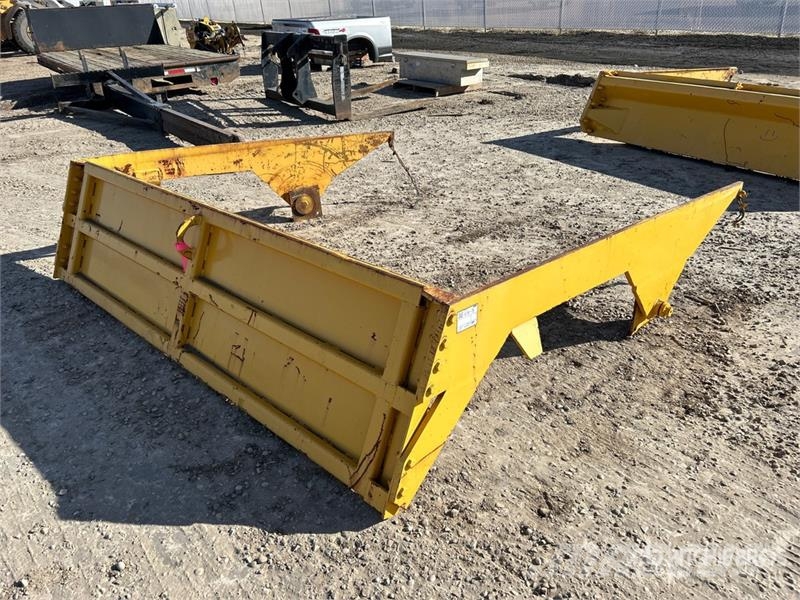 Rock Truck Tail Gate Sonstige Baumaschinen