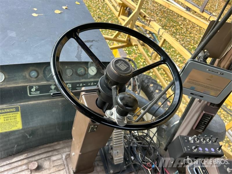 RoGator 664 80 ft 4x4 High Clearance Self-Propelled Spraye Selbstfahrende Sprühgeräte