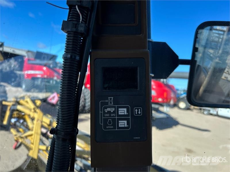 RoGator 854 Samohodne prskalice