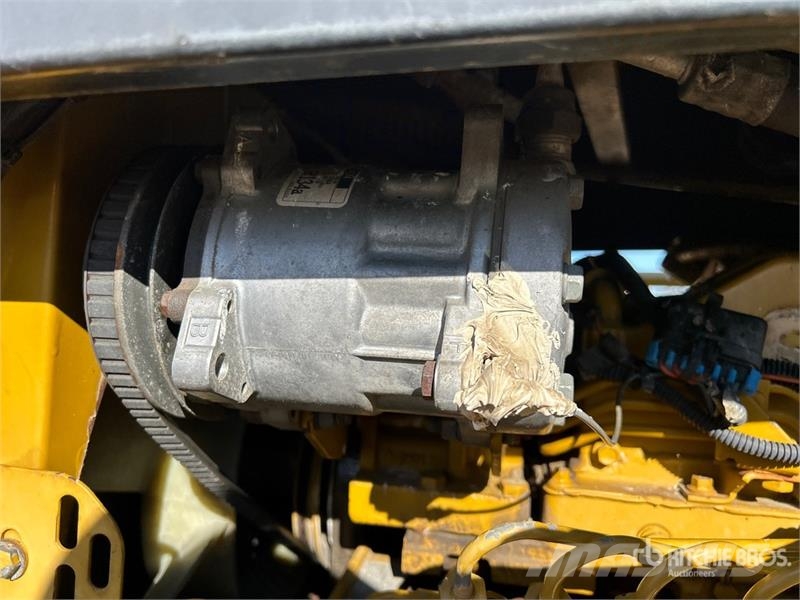 RoGator 854 Samohodne prskalice