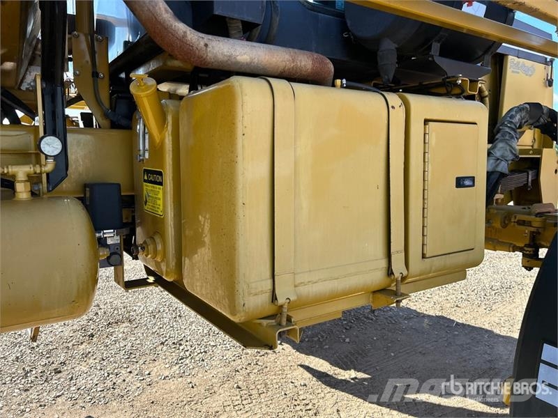 RoGator 854 Samohodne prskalice