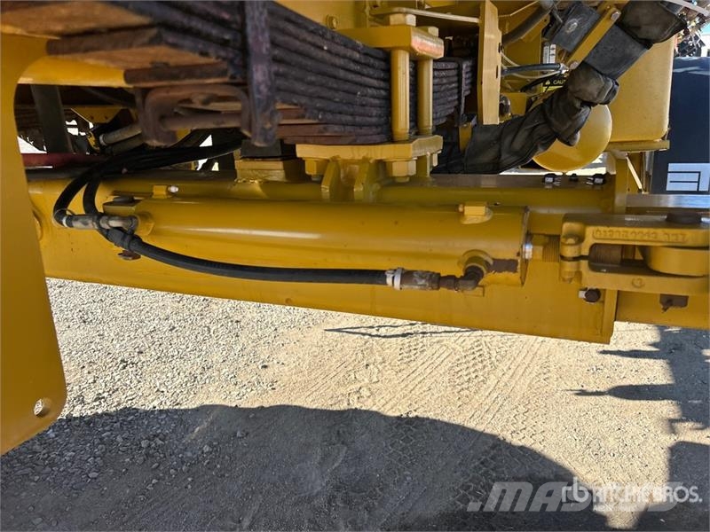 RoGator 854 Samohodne prskalice