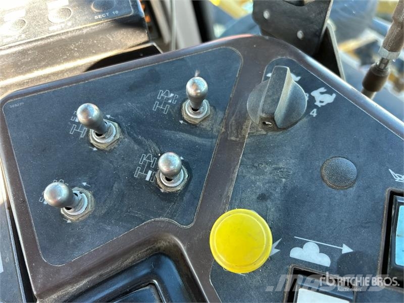 RoGator 854 Samohodne prskalice