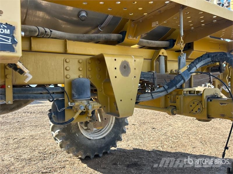 RoGator 864 90 ft 4x4 High Clearance Self-Propelled Spraye Self-propelled sprayers